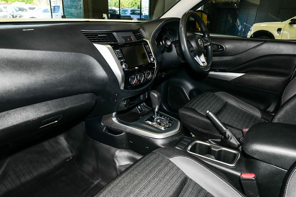 2021 Nissan Navara SL D23 Rear Wheel Drive