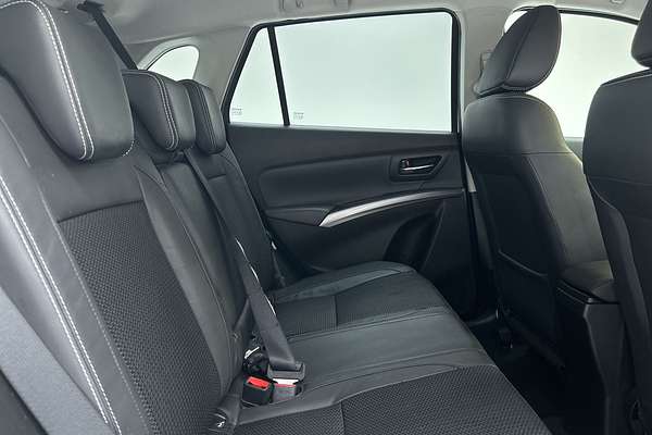 2023 Suzuki S-Cross Plus JYB thumb-11