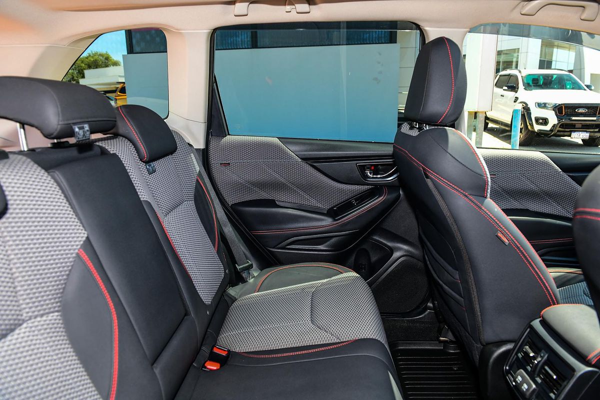 2021 Subaru Forester 2.5i Sport S5