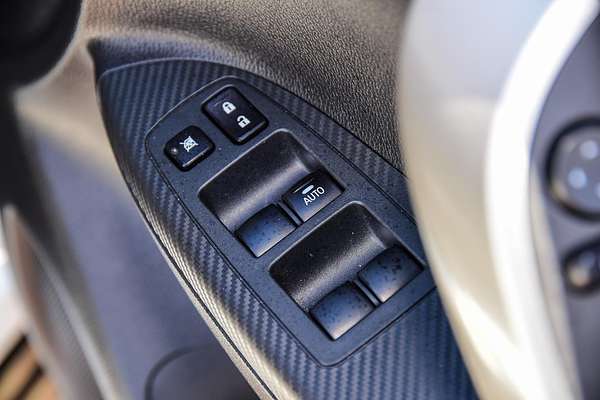 2023 Mitsubishi Eclipse Cross ES YB