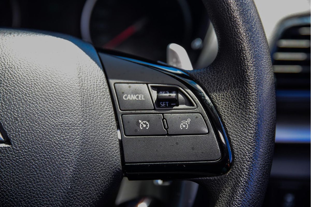 2023 Mitsubishi Eclipse Cross ES YB