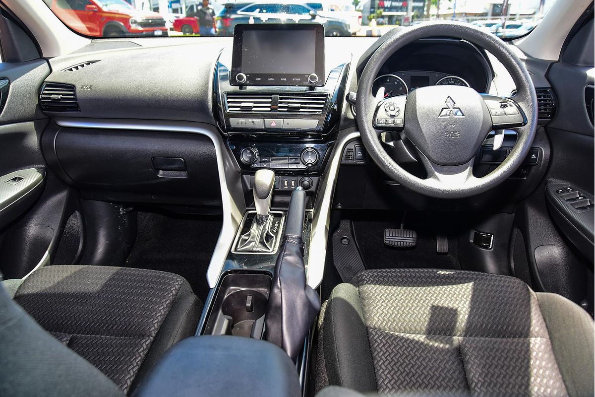 2023 Mitsubishi Eclipse Cross ES YB