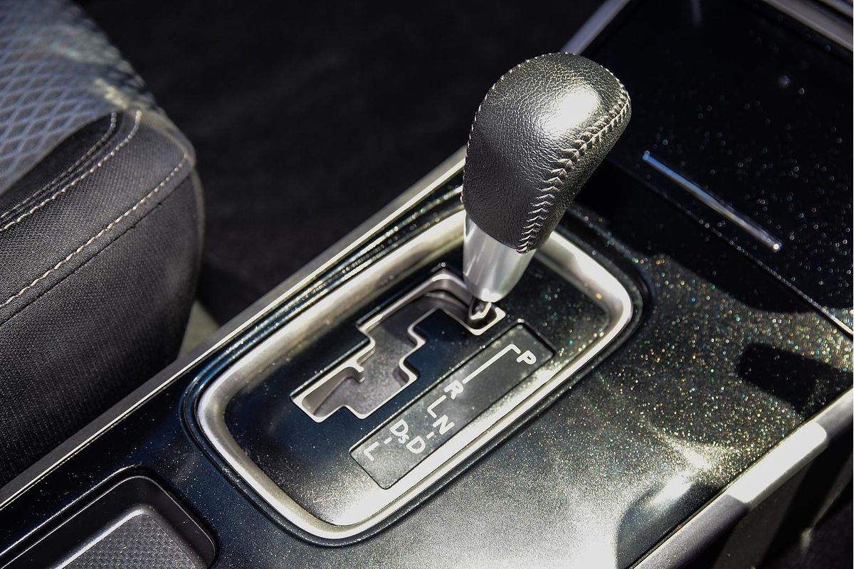 2020 Mitsubishi Outlander ES ZL