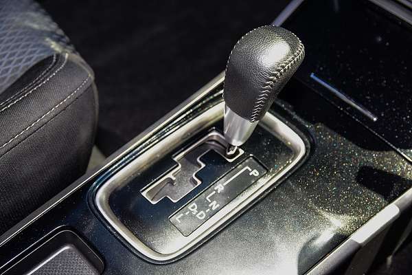 2020 Mitsubishi Outlander ES ZL