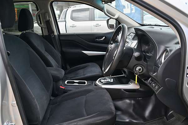 2017 Nissan Navara RX D23 Series 2 Rear Wheel Drive