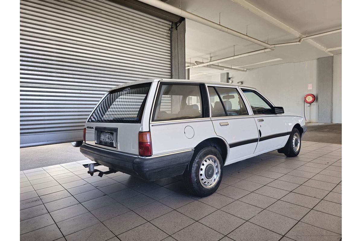 CAMIRA JB SL 1.6L 4Cyl CARB 3 SP AUTOMATIC 4D WAGON 