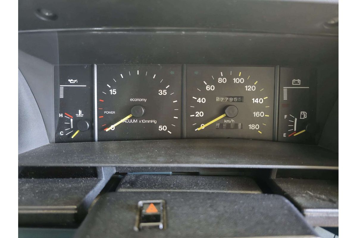 CAMIRA JB SL 1.6L 4Cyl CARB 3 SP AUTOMATIC 4D WAGON 