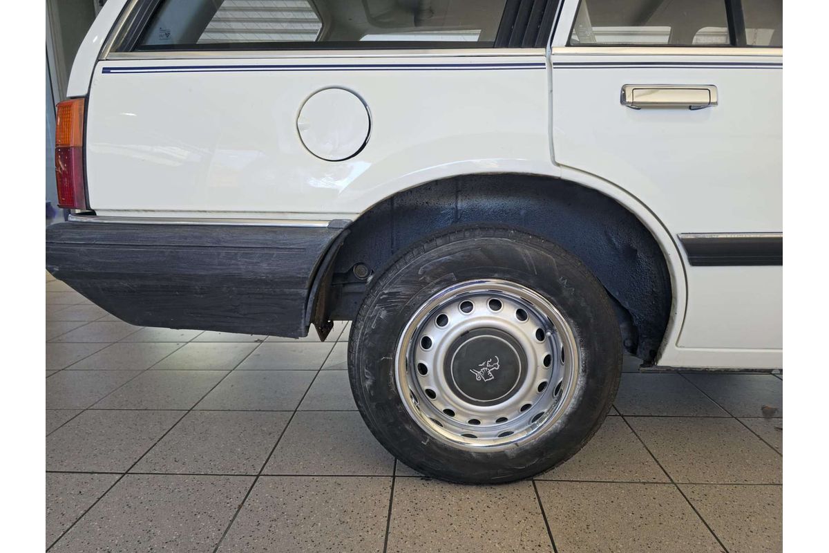 CAMIRA JB SL 1.6L 4Cyl CARB 3 SP AUTOMATIC 4D WAGON 