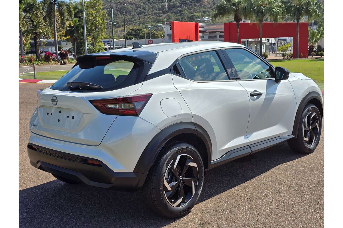 2025 Nissan JUKE ST+ F16