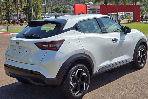 2025 Nissan JUKE ST+ F16