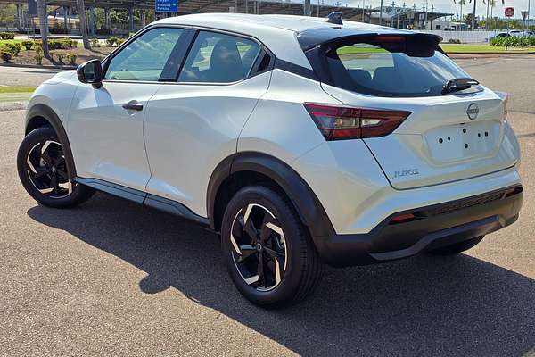 2025 Nissan JUKE ST+ F16