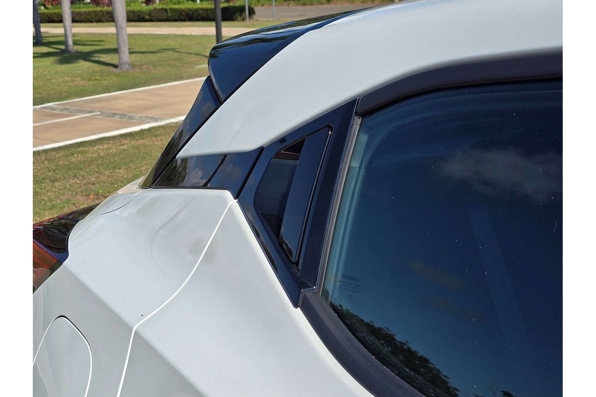 2025 Nissan JUKE ST+ F16