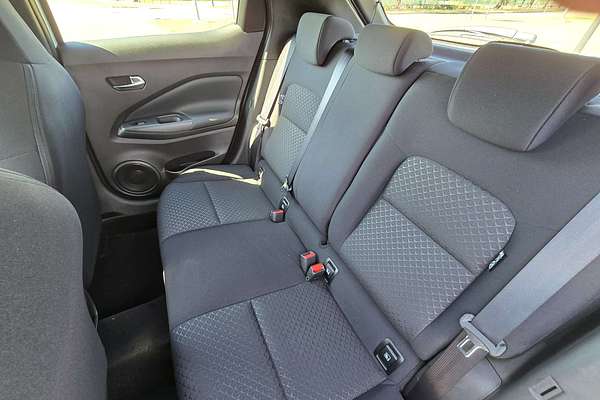 2025 Nissan JUKE ST+ F16