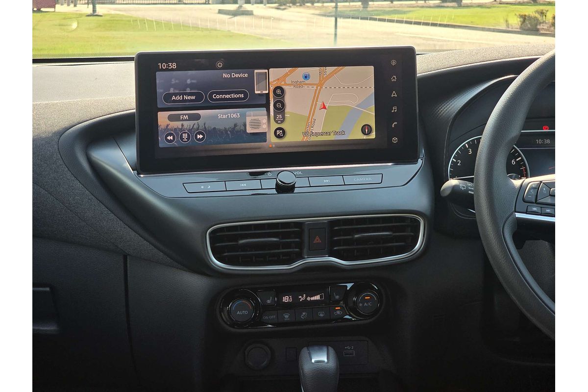 2025 Nissan JUKE ST+ F16