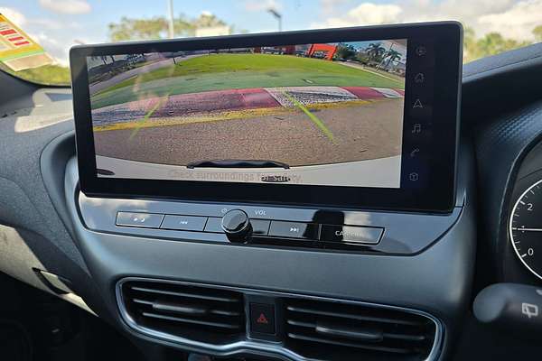 2025 Nissan JUKE ST+ F16