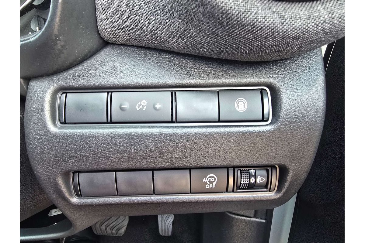 2025 Nissan JUKE ST+ F16