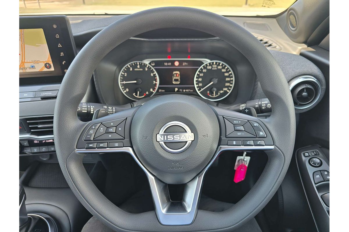 2025 Nissan JUKE ST+ F16