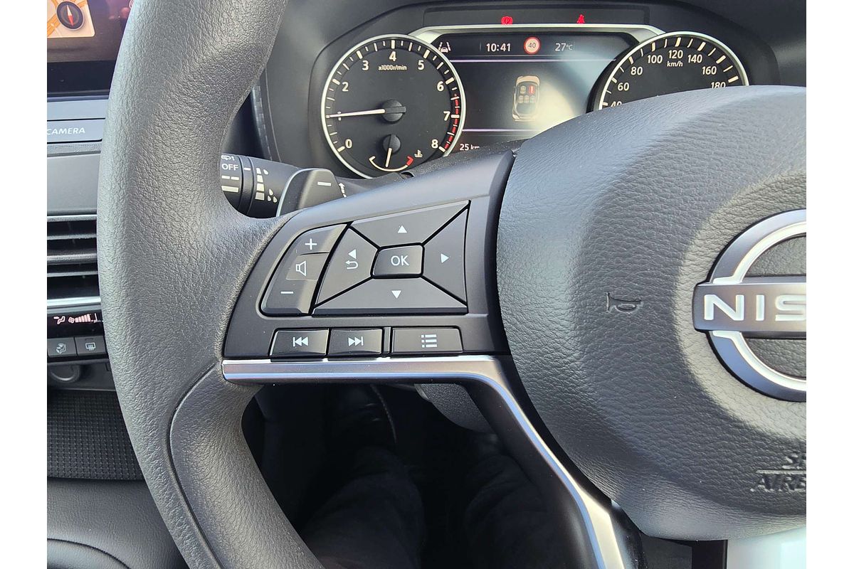 2025 Nissan JUKE ST+ F16