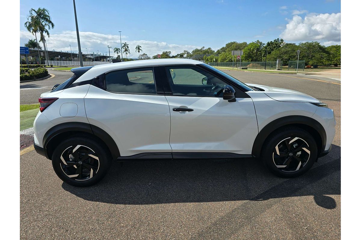 2025 Nissan JUKE ST+ F16