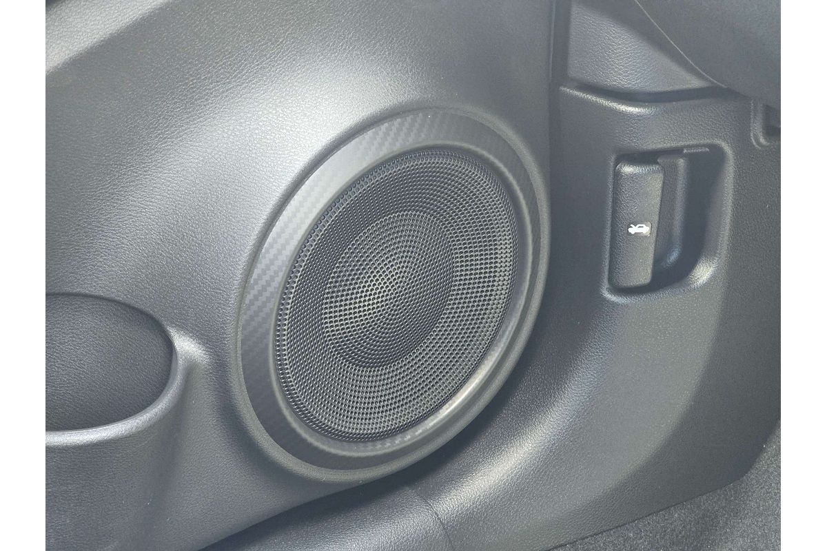 2025 Nissan JUKE ST+ F16