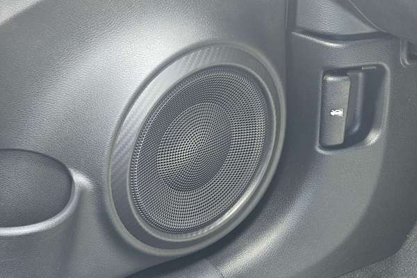 2025 Nissan JUKE ST+ F16