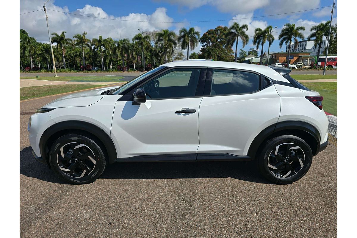 2025 Nissan JUKE ST+ F16