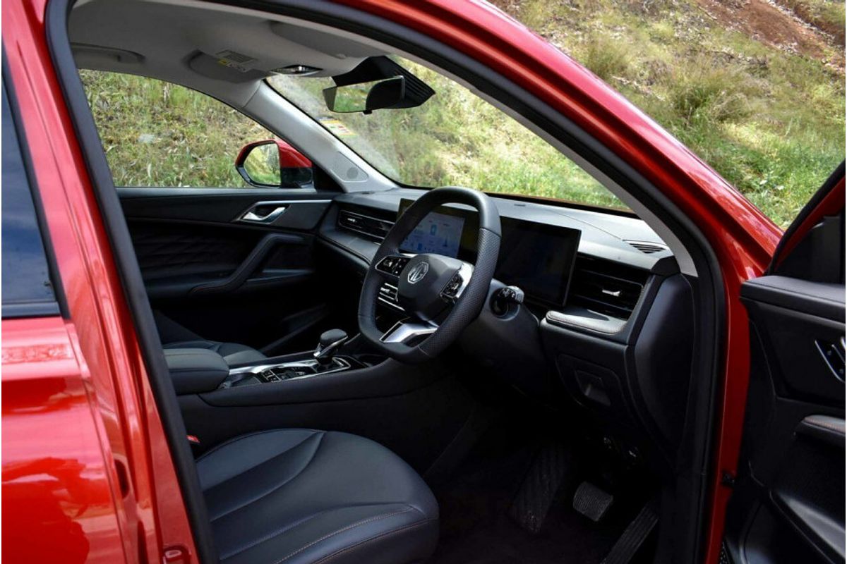 2025 MG HS Super Hybrid Excite AS33P