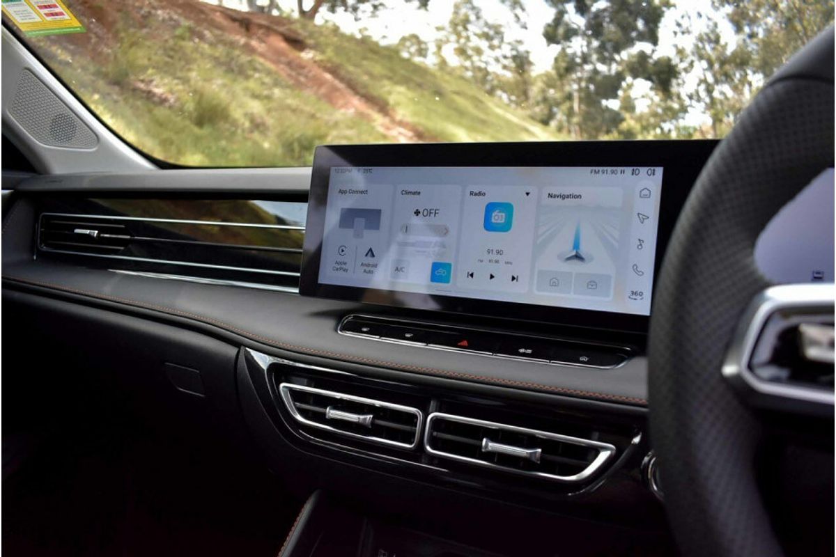 2025 MG HS Super Hybrid Excite AS33P