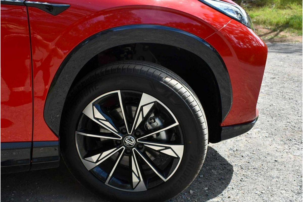 2025 MG HS Super Hybrid Excite AS33P