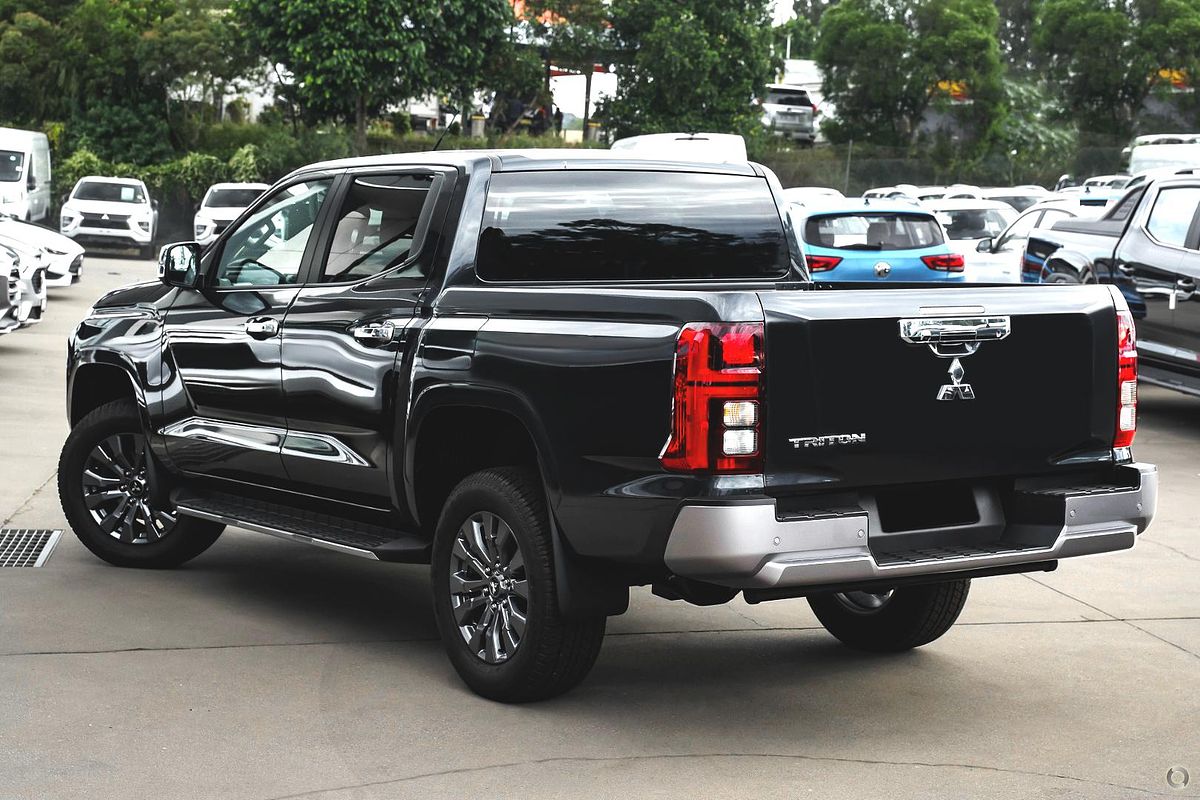2025 Mitsubishi Triton GLS MV 4X4
