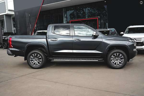 2025 Mitsubishi Triton GLS MV 4X4
