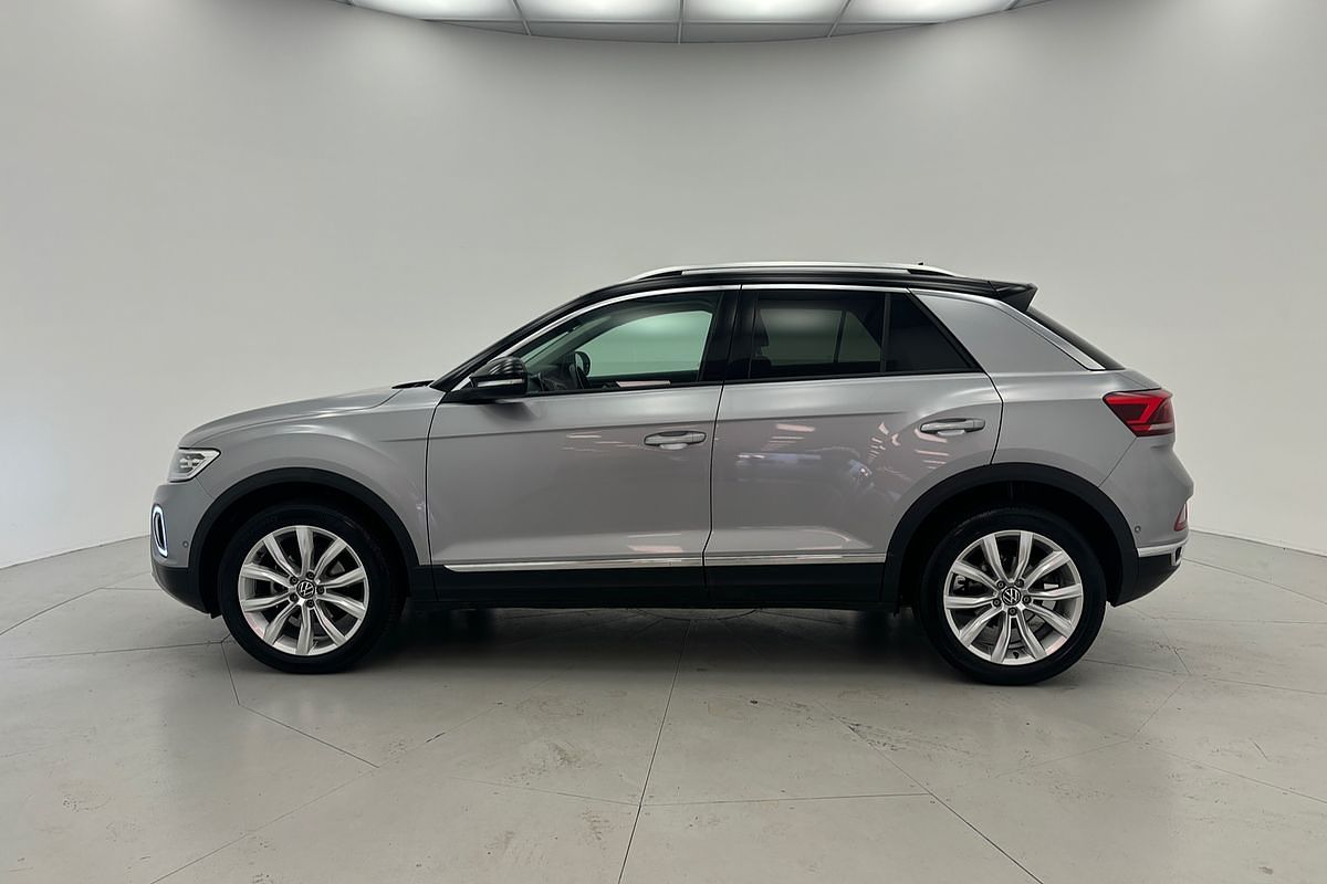 2022 Volkswagen old T-Roc 110TSI Style D11