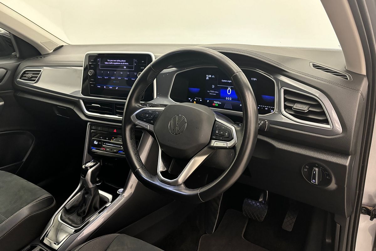 2022 Volkswagen old T-Roc 110TSI Style D11