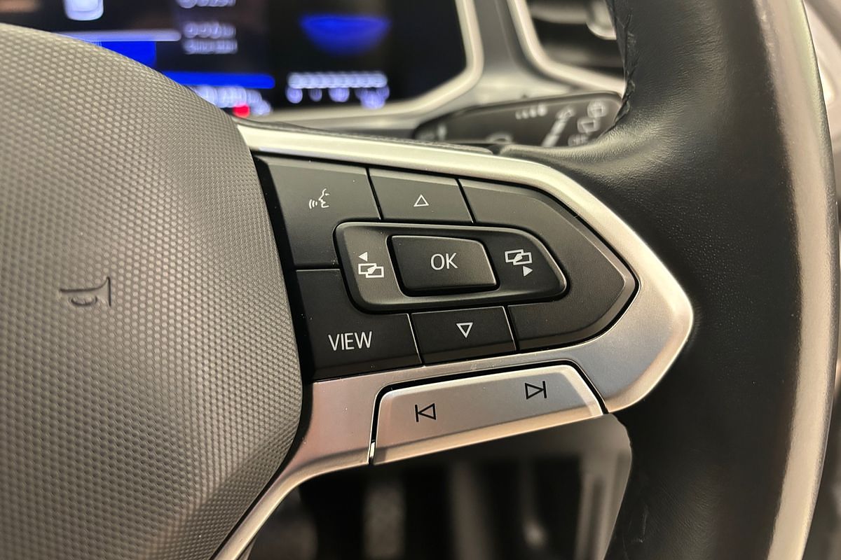 2022 Volkswagen old T-Roc 110TSI Style D11