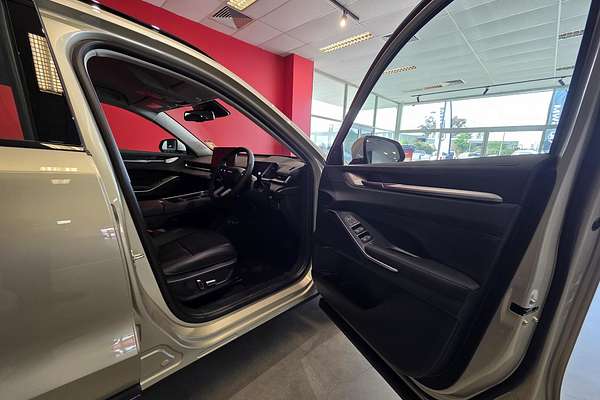 2025 GWM Haval H6 Lux B01