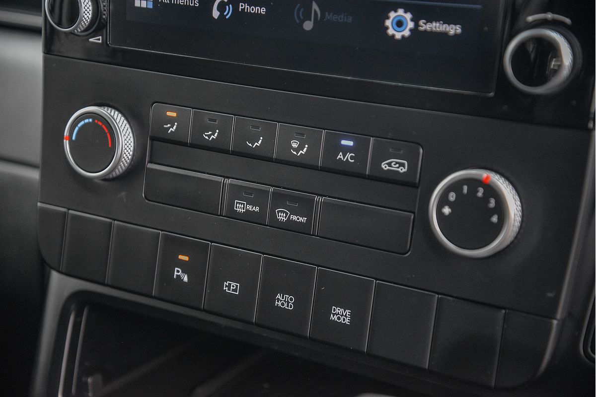 2024 Hyundai STARIA LOAD US4.V2