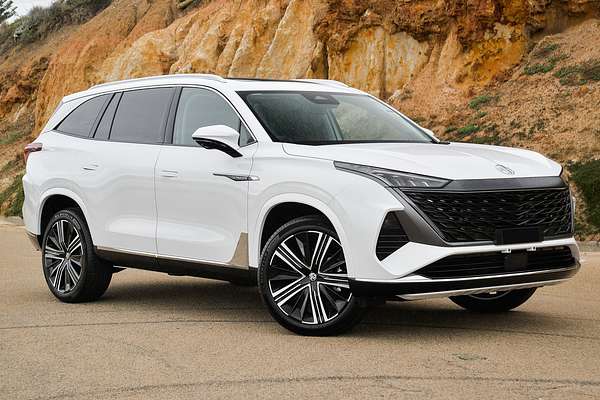 2025 MG QS Essence IS31