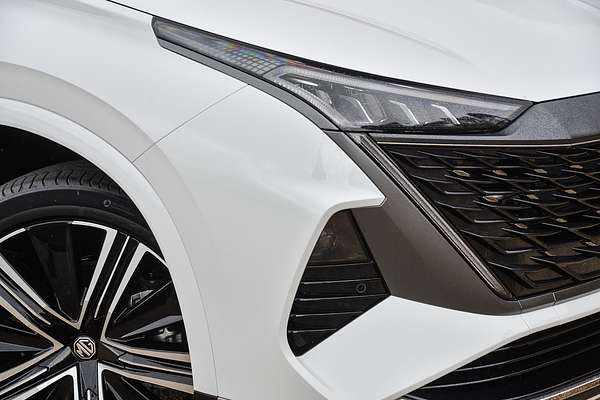 2025 MG QS Essence IS31