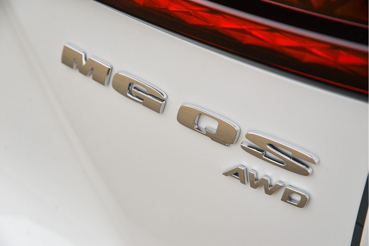 2025 MG QS Essence IS31