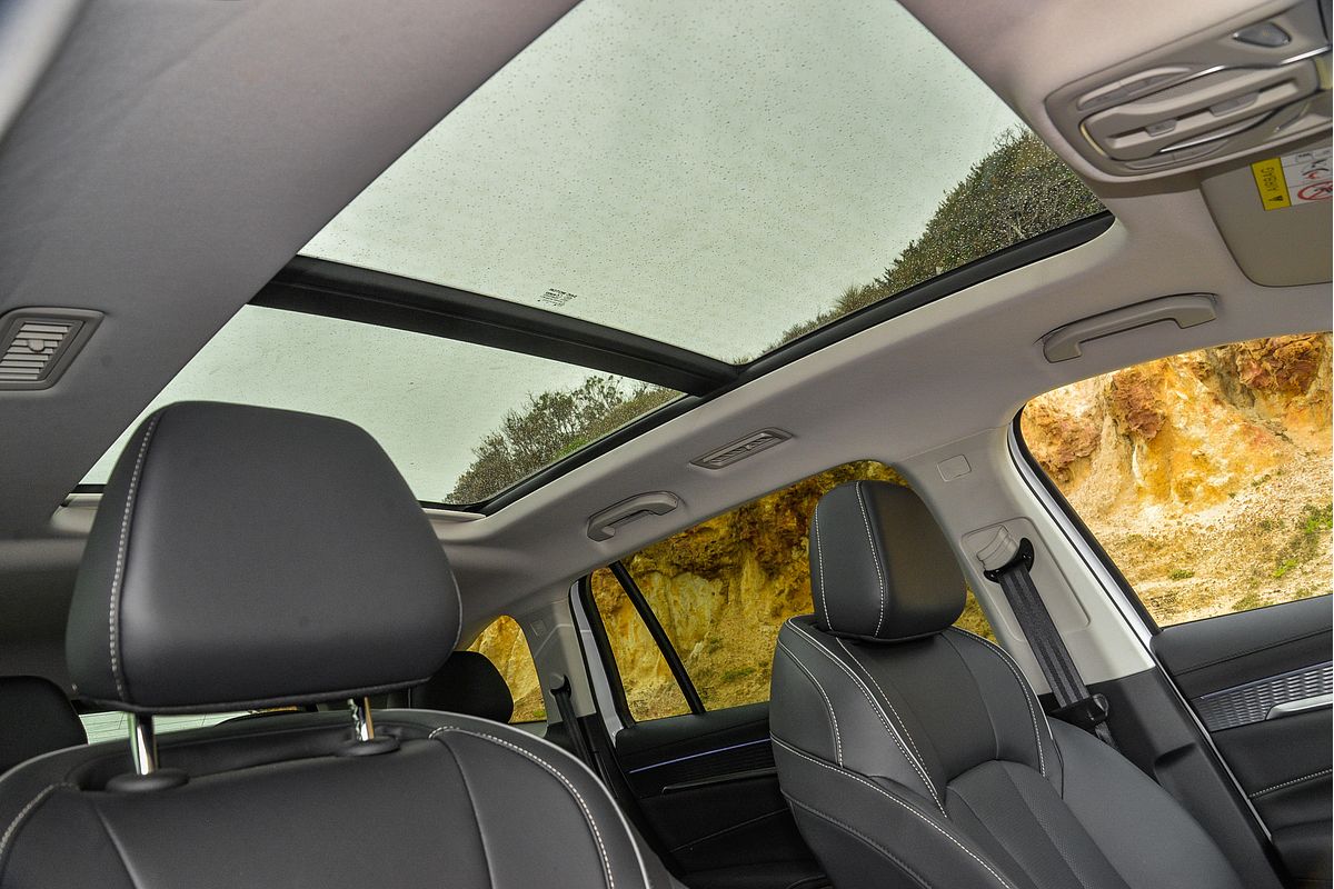 2025 MG QS Essence IS31