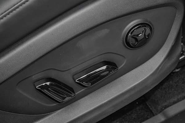 2025 MG QS Essence IS31