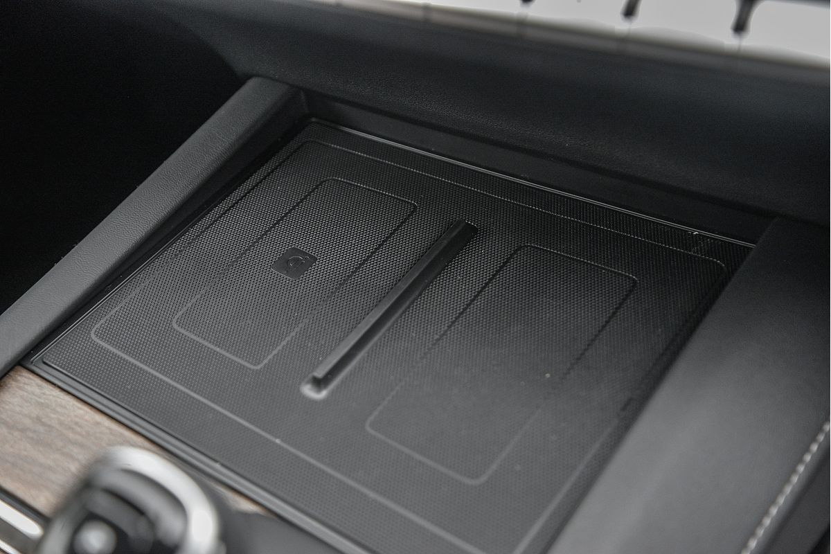 2025 MG QS Essence IS31