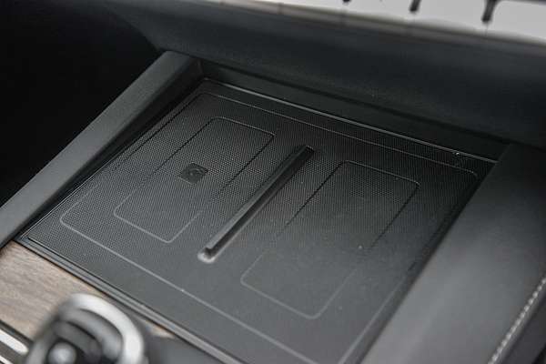 2025 MG QS Essence IS31