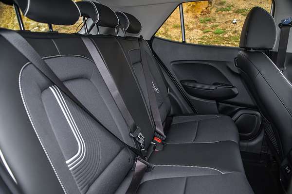 2025 Hyundai Venue Elite QX.V5