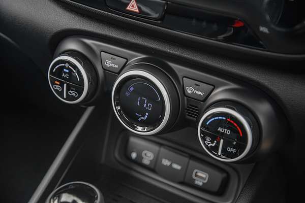 2025 Hyundai Venue Elite QX.V5