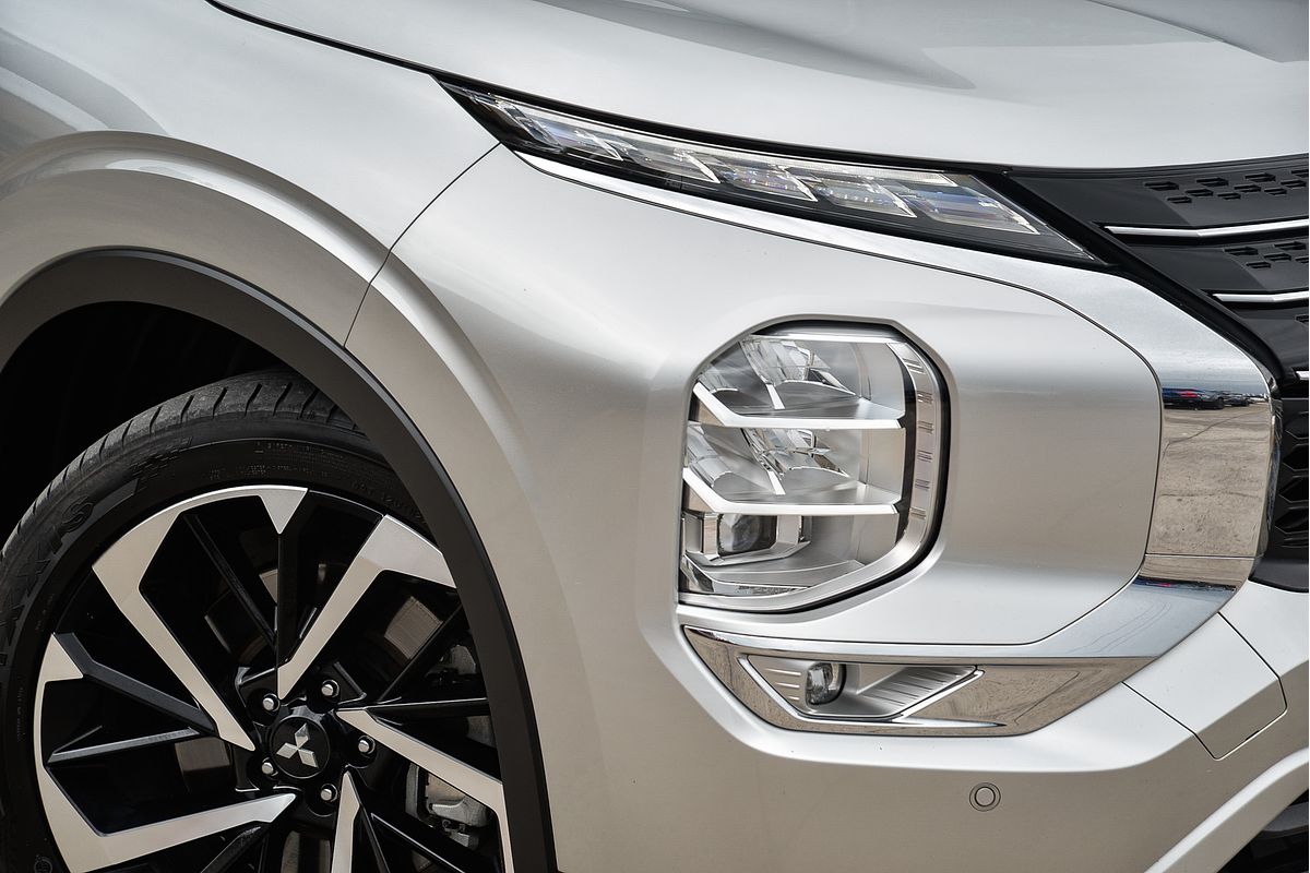 2022 Mitsubishi Outlander PHEV Aspire ZM