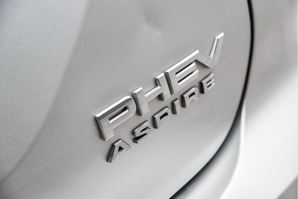 2022 Mitsubishi Outlander PHEV Aspire ZM