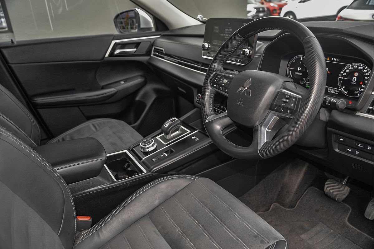 2022 Mitsubishi Outlander PHEV Aspire ZM