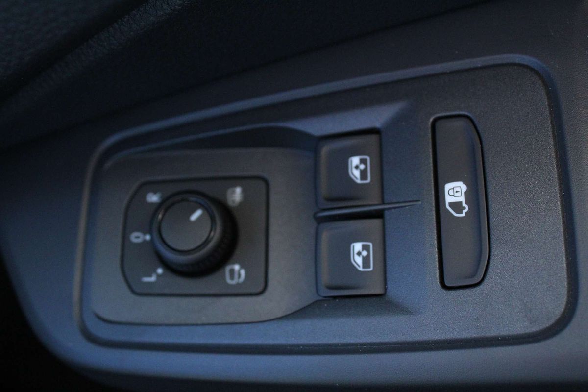 2025 Volkswagen Caddy TDI320 5 SWB