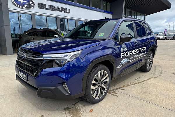 2025 Subaru Forester Hybrid Touring S6